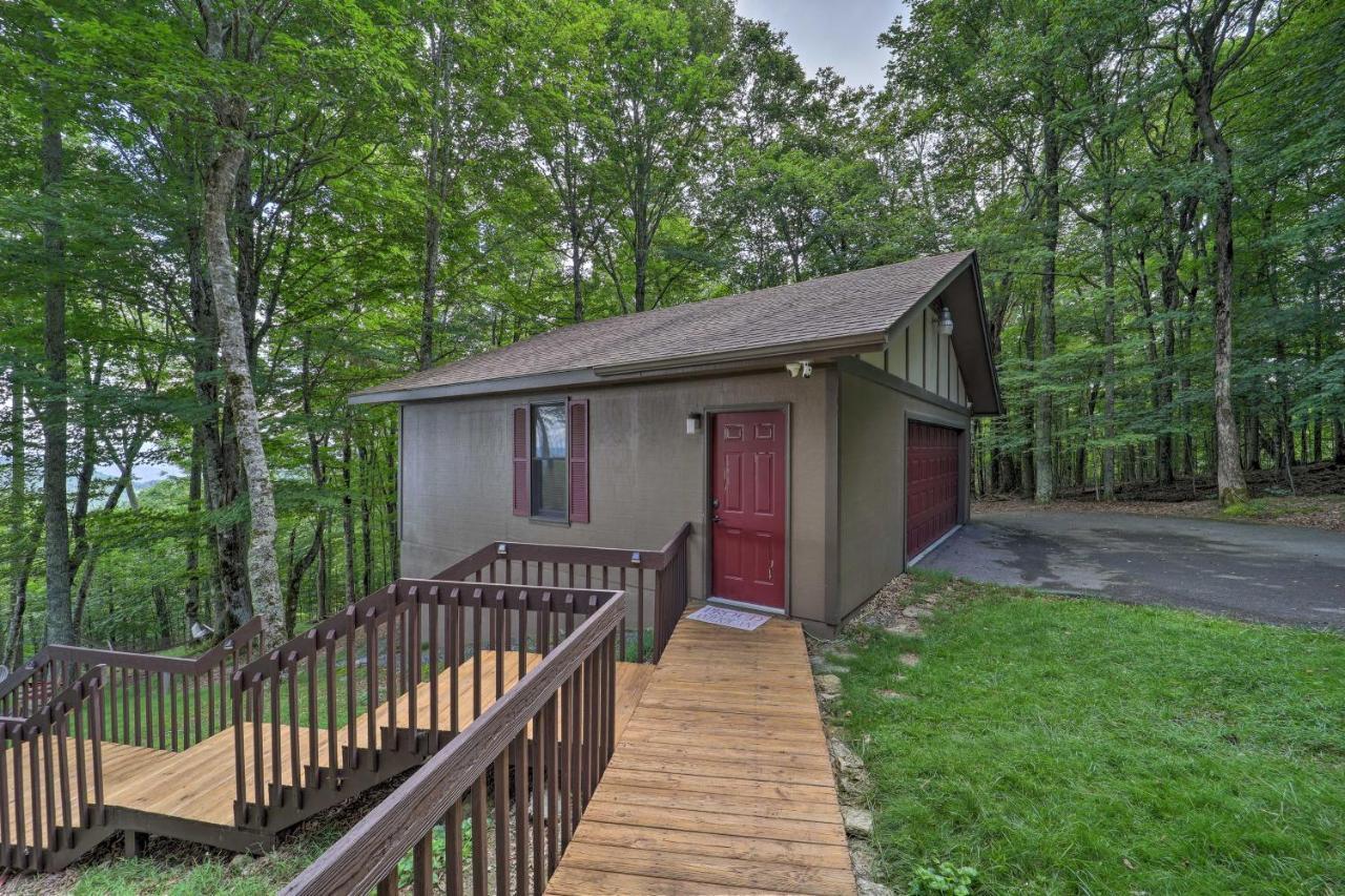 Beech Mountain Cabin Retreat With Hot Tub And Views! المظهر الخارجي الصورة