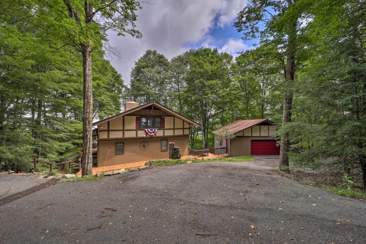 Beech Mountain Cabin Retreat With Hot Tub And Views! المظهر الخارجي الصورة